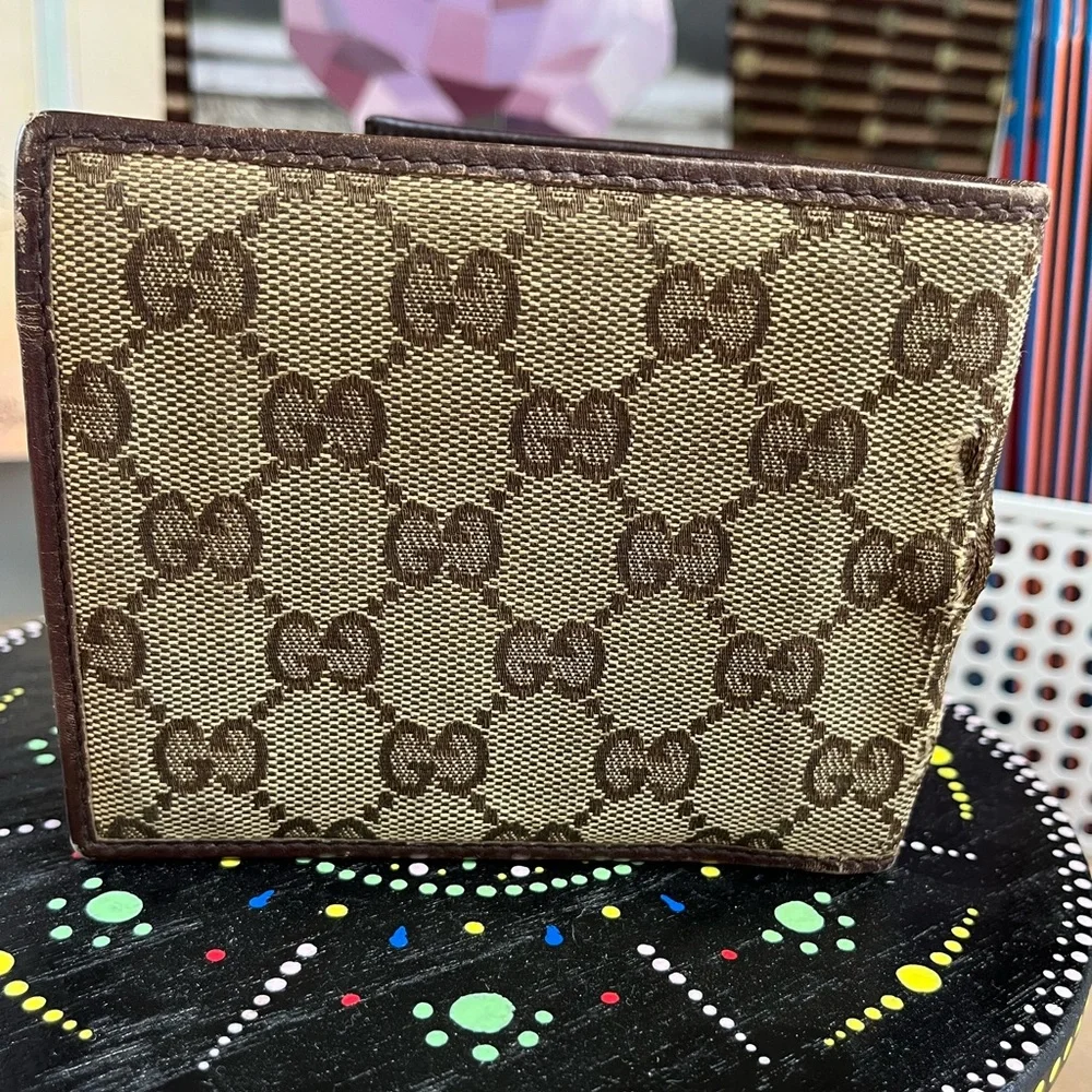 Gucci Signature GG Monogram Bi-fold Wallet